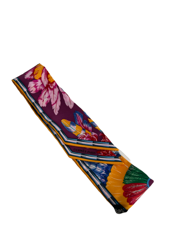 Hermès Multi-Color Printed Silk Twilly Scarf Online Sale