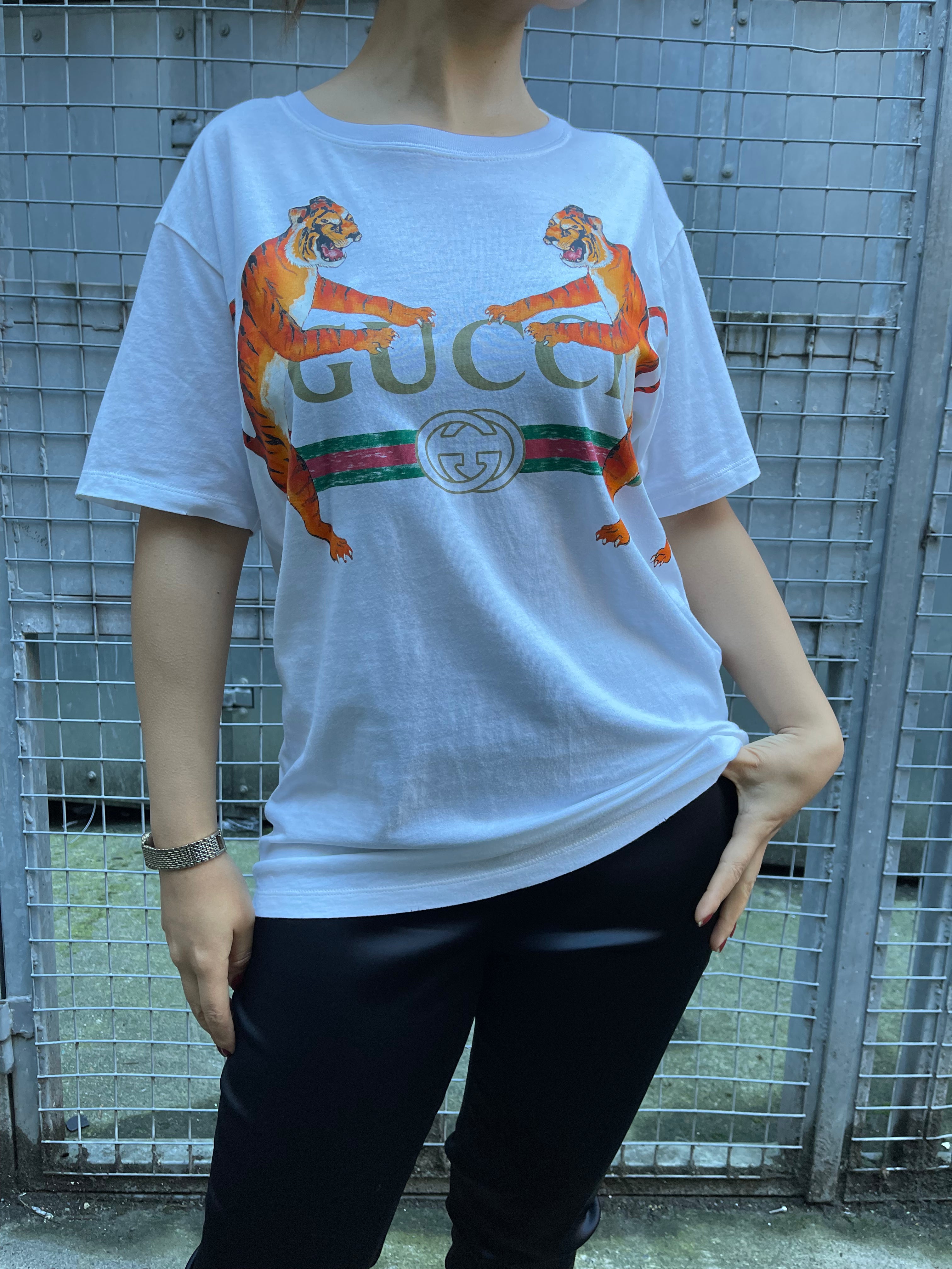 Gucci Tiger Print Logo T-Shirt - XS Online Sale